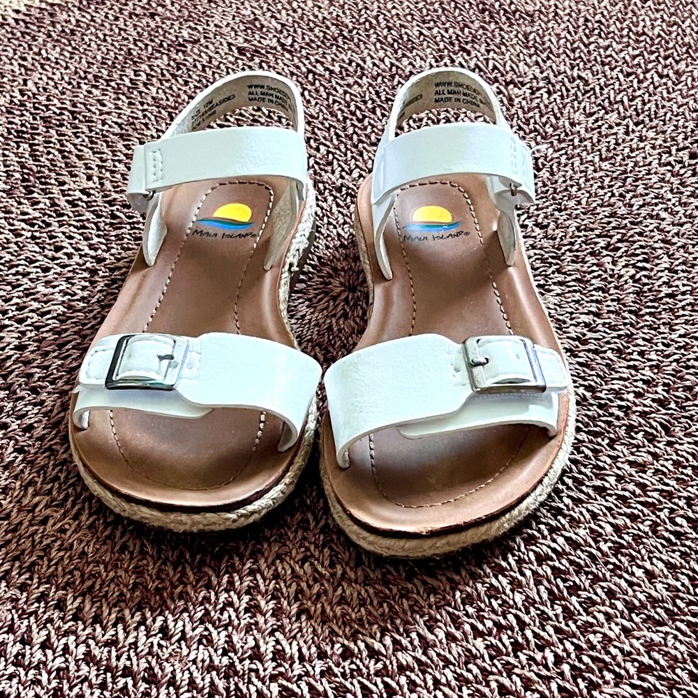 White Sandals for Girl with Velcro Buckle